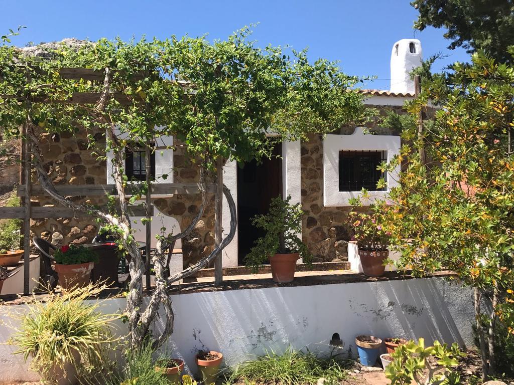 Cortijo Nuevo Alojamiento Rural Cuevas del Becerro Eksteriør bilde